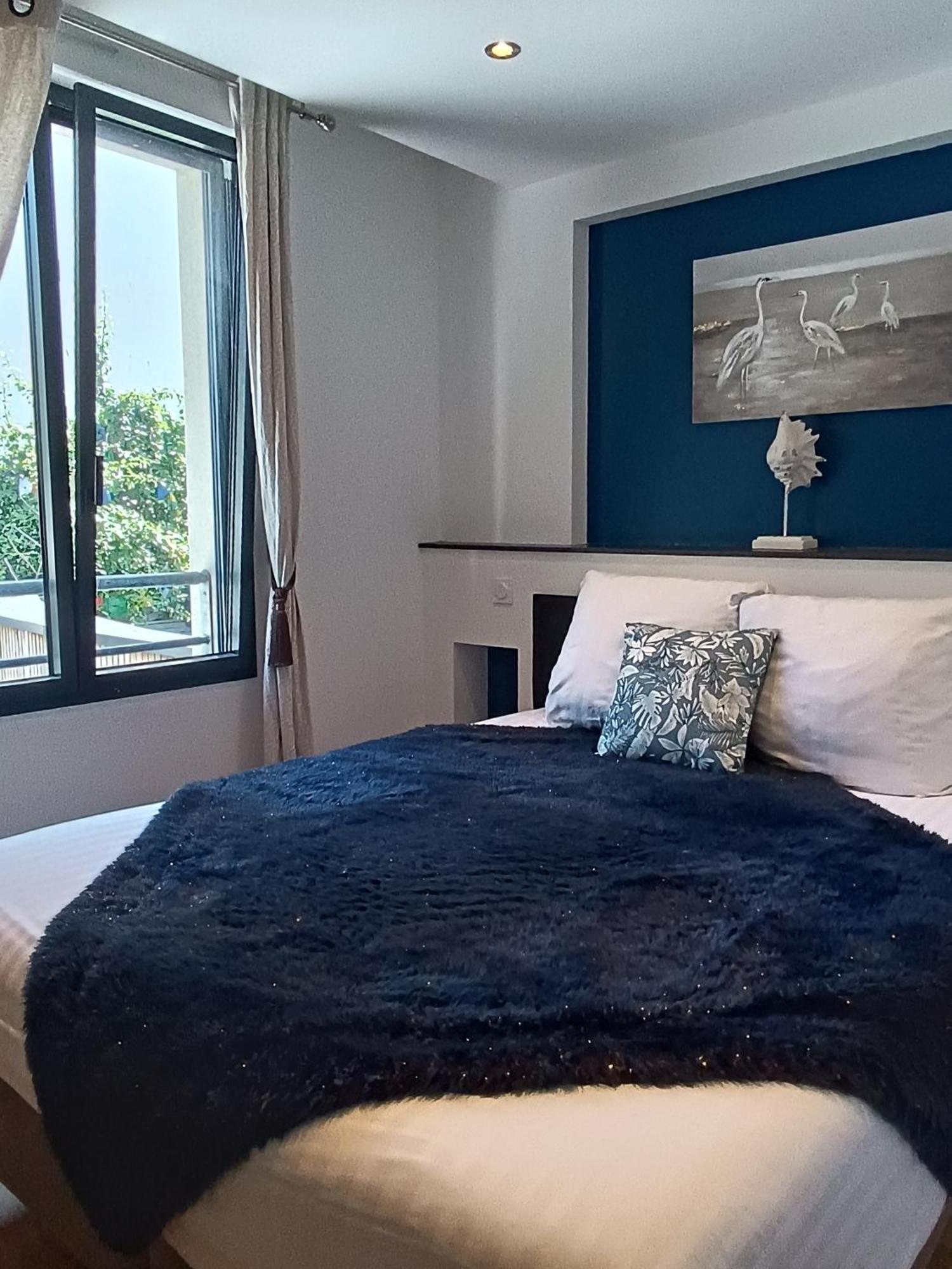 Les Suites De Bougainville Concarneau Habitación foto